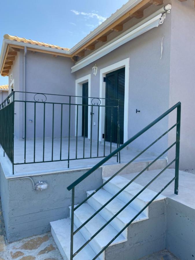Babis Apartment Áyios Nikítas エクステリア 写真