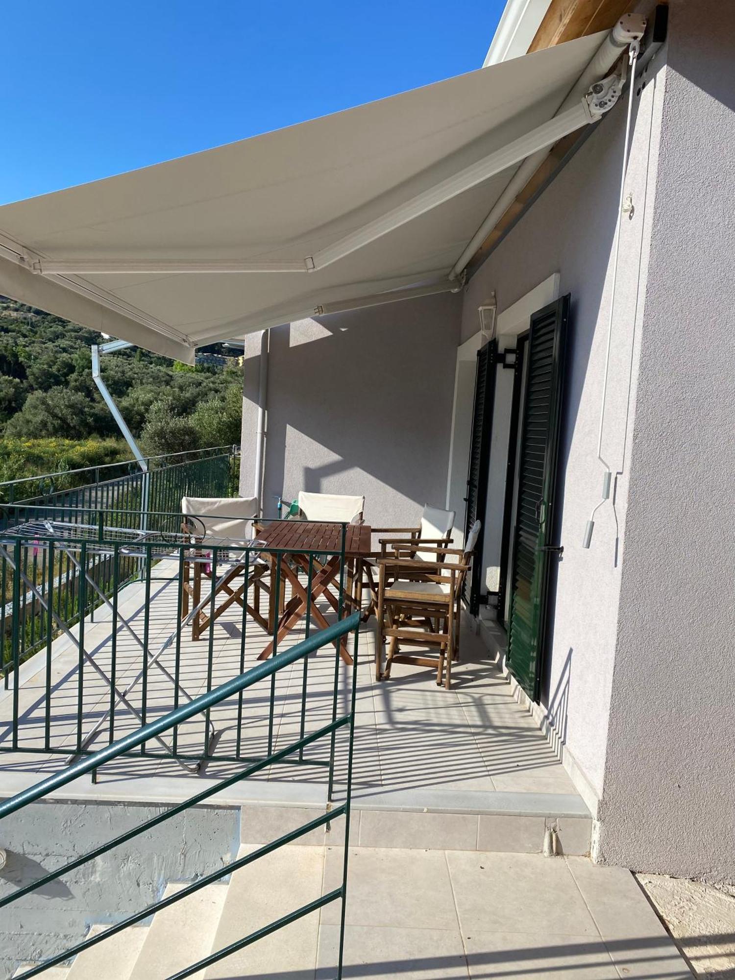 Babis Apartment Áyios Nikítas エクステリア 写真